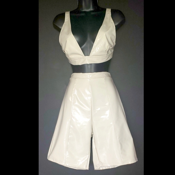 Faux Leather Set - Picture 3 of 3